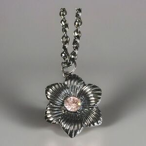 Pink Flower Pendant Necklace Faceted Glass Crystal Center  22" Chain Gun Metal